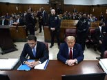 טראמפ אתמול בבית המשפט במנהטן [צילום: AP]