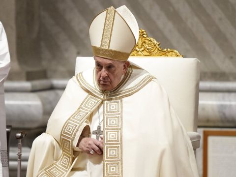 האפיפיור פרנציסקוס. קרא לשמור על זכויות עובדים [צילום: אנדרו מדיצ'יני, AP]
