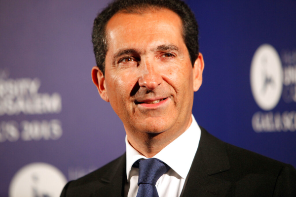 דרהי. המנכ"ל יישאר אמיליאנו קלמזוק [צילום: טיבו קאמי/AP]